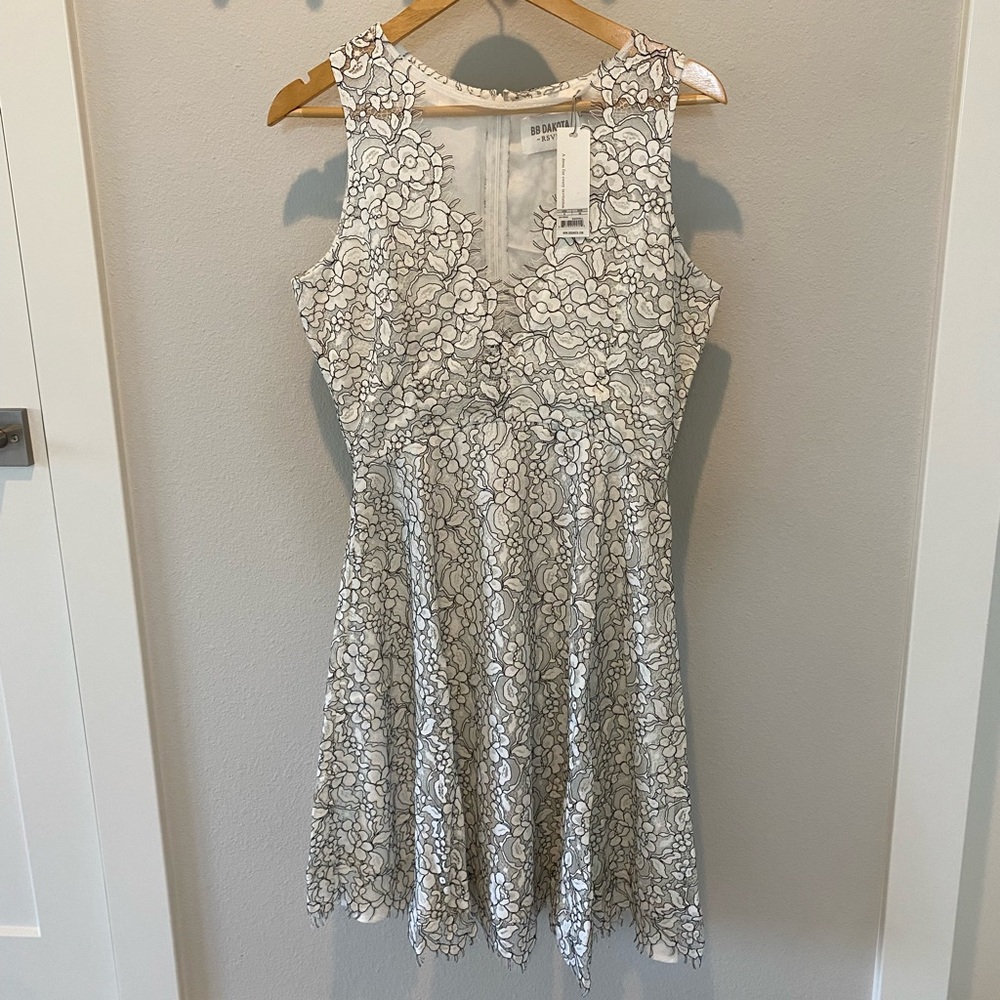 BB Dakota | white lace fit and flare sleeveless dress | new with tags | size 8